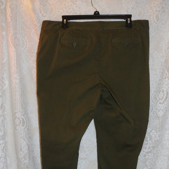 Talbots army green weekend chino pants size 14 Petite - Picture 4 of 7